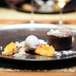 長谷川 稔 - チョコレートのフォンダン、酒粕のアイス