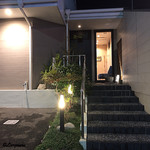 日本料理 TOBIUME - 店へのアプローチ