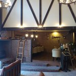 落ち着いた感じのロビー。