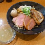 まるとら本店 - 汁無し鶏白湯そば