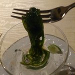 ラビスタ大雪山 - 厚岸産牡蠣のライムジュレ添えの下には「昆布麺」が。