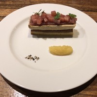 シャンパン食堂 - スペシャリテ：フォアグラテリーヌのタルト・季節のコンフィチュール