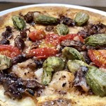 ナガタ店 - 蛍烏賊とフキノトウのピザ