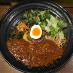 SPICY CURRY 魯珈 - ろかプレート(蕪と厚揚げの薬膳赤カレー)