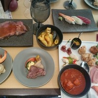 ブッフェアンドカフェ スロープサイドダイナー ザクロ - 