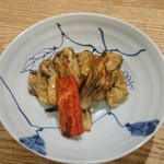 手打ちうどん ほそ井 - 一年牡蠣のいしるバター焼き