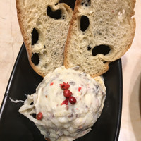 世界のワイン博物館 グランフロント大阪店  - オプションの タコのポテトサラダ ( ´θ｀) 良心的