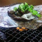楽庵 - 牡蠣の朴歯焼（味噌が絶品）