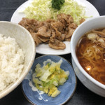 あしなや - Mセット 1000円 
焼肉ライス＋ミニラーメン