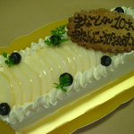 スモーキー ジョーズカフェ - 洋ナシのデコレーションロールケーキ…(要問合)