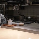 L'eau Blanche - 目の前で調理をしてくれます♪