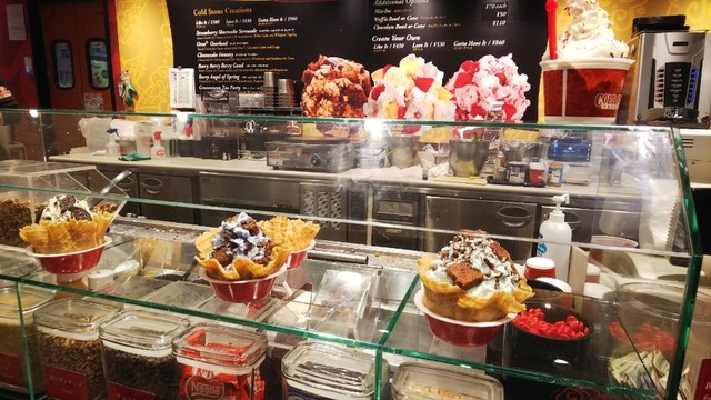 コールド ストーン クリーマリー ルミネエスト新宿店 Cold Stone Creamery 新宿 アイスクリーム 食べログ