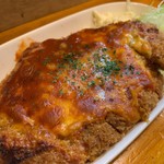 じぃえんとるまん - 男前メンチのミートチーズ焼き