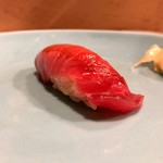 うを徳 - 舞鶴 本鮪 中とろ（握り）