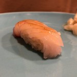 うを徳 - 青森 平目（握り）