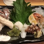 鮨一 - お刺身盛り合わせ(泉州 平アジ造り、長崎 活アナゴ焼霜、徳島 生たこ、境港 モサエビ、のれそれ)
