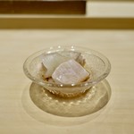 北の華 はやし - ［2018/12］酒肴③ 寒ひらめ 皮 えんがわ カワハギの肝巻き
