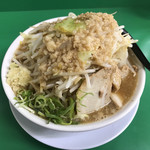 ラーメン つけ麺 熱く勢ろ - ラーメン並盛 ※ ニンニク・カラメちょい増し、野菜増し・アブラ増し増し