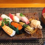 玄海鮨 - 竹にぎりに貝汁が付きます