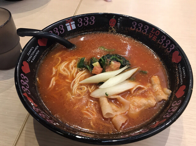 福岡 トマト ラーメン