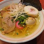 拉麺 札幌ばっち軒 - トリガラあっさり(塩)＋煮卵