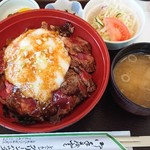 Gurin Hausu - ステーキ丼  