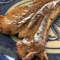 飛騨季節料理 肴 - 猪肉のスペアリブ