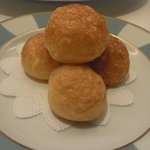 食前酒と一緒に出てくるシュー