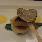 レストラン タテル ヨシノ - 帆立貝とセップ茸のポワレ　クリーム　ド　ポティロン