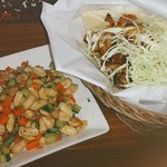 Kolkata Cafe Kebab Biryani - ケバブ「単品」　ピーナッツのチャット