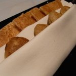 ラ・ベ - ラ・ベ　アキテーヌ産フレッシュキャビア　ブリニ＆トースト