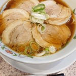 Gyouza No Oushou - 意外にそそるチャーシュー。味は期待を裏切らなかった。