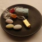 マダム・トキ - 