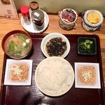 納豆工房せんだい屋 - 納豆食べ放題定食