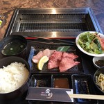 Oumigyuuyakiniku Shimotsuki - 女性限定メニュー霜月なでしこランチ