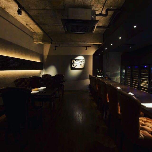 座席 GRAPES OMOTESANDO CHEESE & CHOCOLATE 渋谷/ワインバー 食べログ