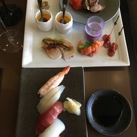 ブッフェアンドカフェ スロープサイドダイナー ザクロ - 