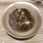 SUGALABO - フォアグラ　黒トリュフ　土佐ジローのコンソメ