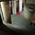 和牛とワイン フォーコ - 階段降りて