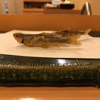 秋田 てんぷら みかわ - 待ってました！秋田の本諸子、手前が醤油味