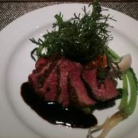 オッジ ダルマット 西麻布店 - メインの鴨肉ロースト
