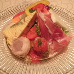 エノテカ・オルモ・デル・カウカソ - １０月の前菜