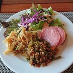 sleep with me Hotel - 1812_Sleep with me Hotel design hotel at patong_モーニングビュッフェ_パッタイやガパオも食べれます！