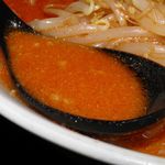 らーめんでぽっと - 赤いスープ