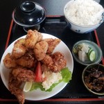 鳥おか - からあげ定食(ご飯大盛り)