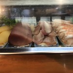 万惣 - ショーケース