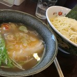 ら～めん 寺子屋 麺倶楽部 - 