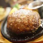 黒毛和牛1ポンドハンバーグ