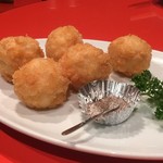龍水楼 - 海老の揚げ物