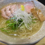 塩ラーメンチャーシューまし